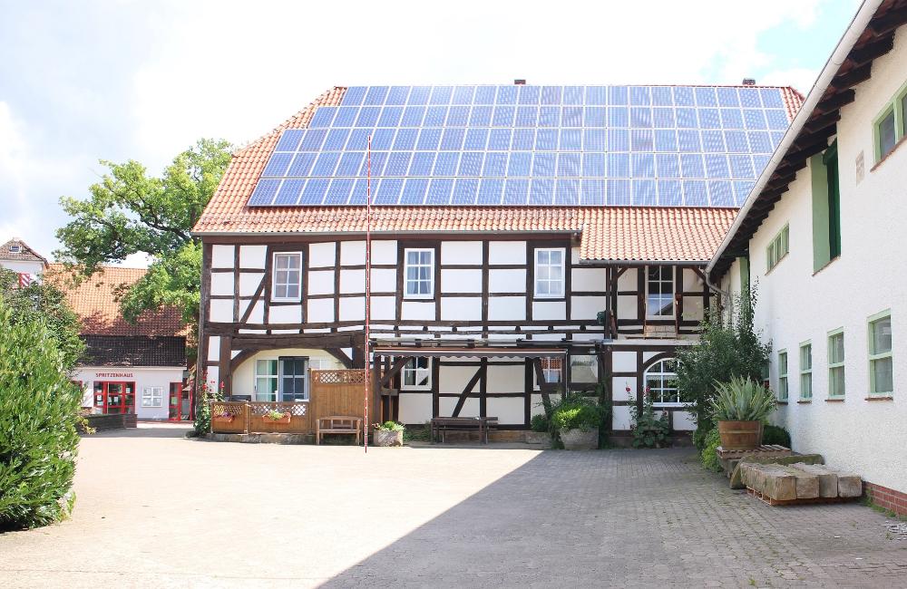 Haus im Fachwerkstil mit Innenhof