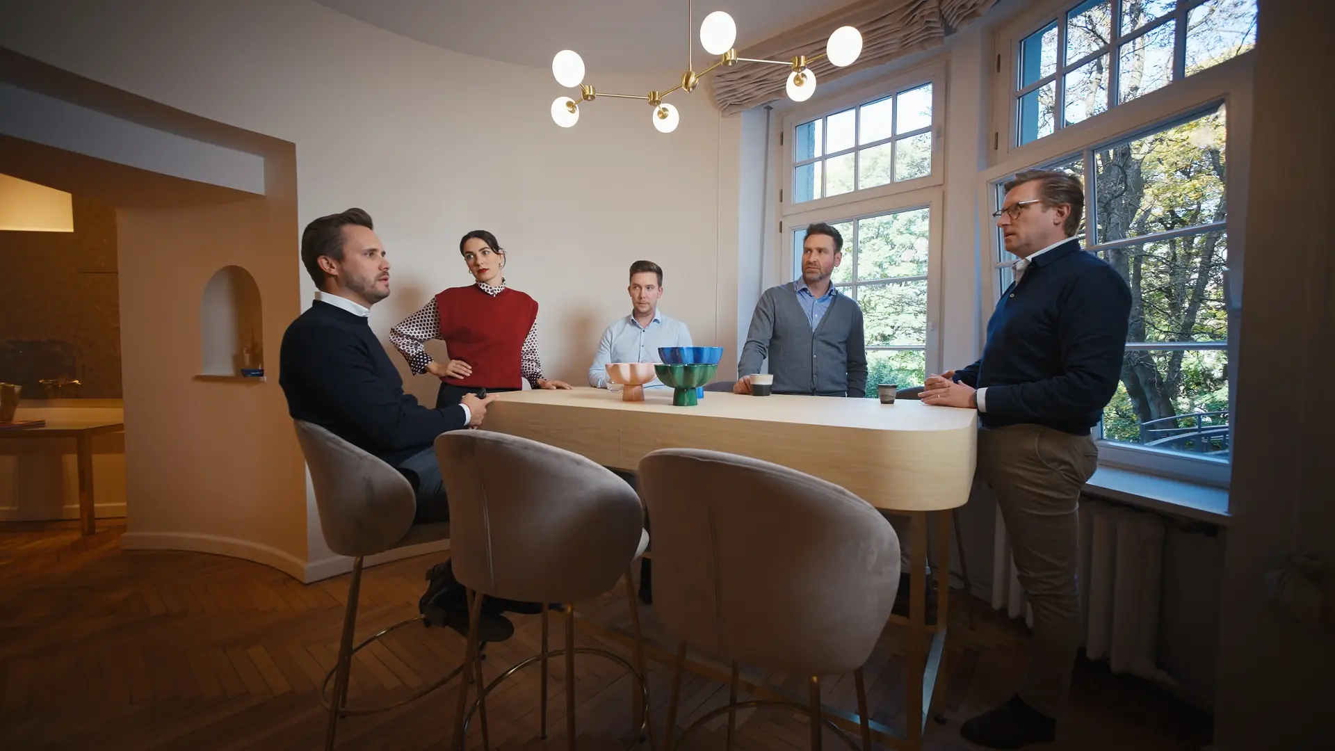 LIBERTA PARTNERS Mitarbeiterinnen am Laptop