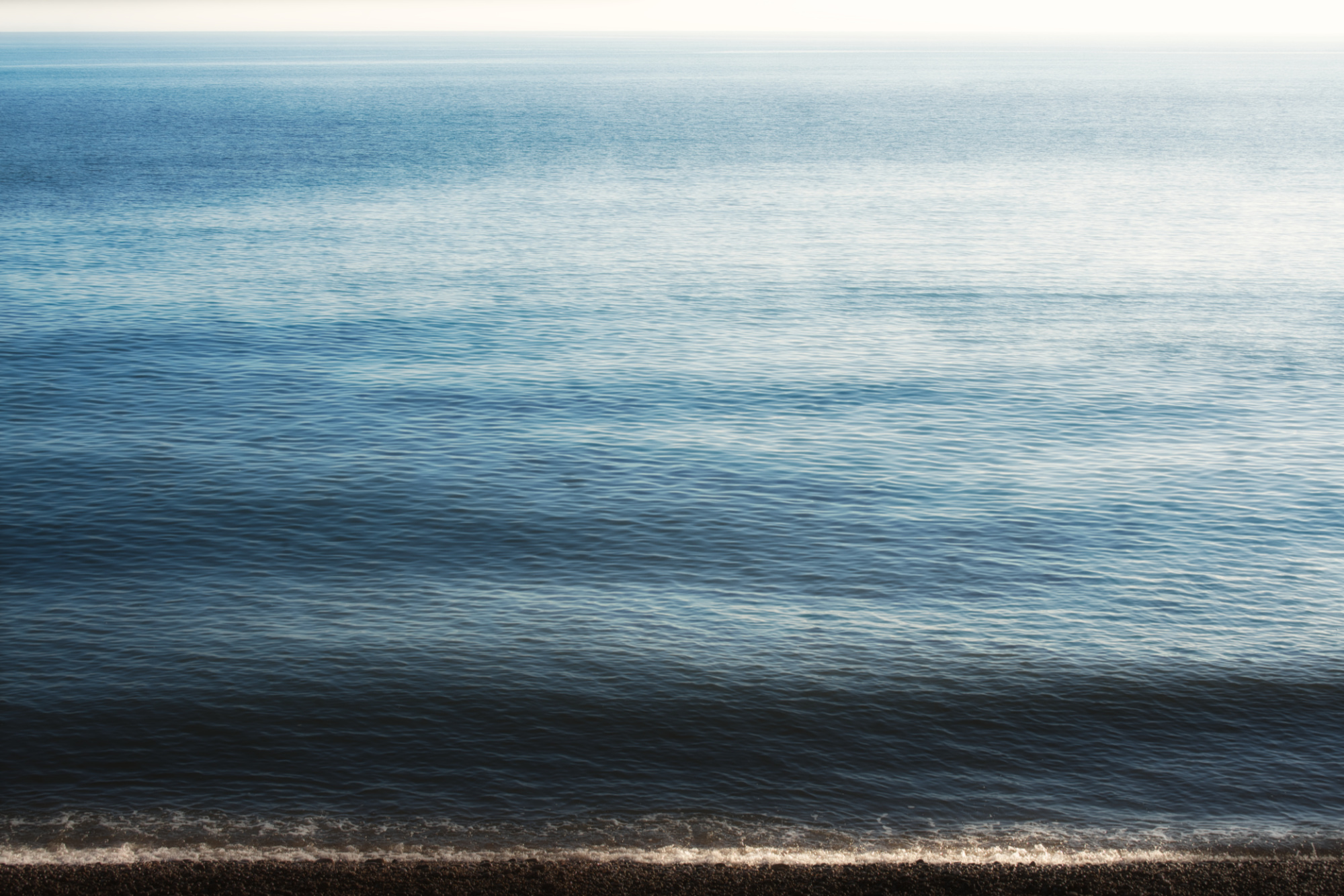 The Flow of Gentle Winter Wave