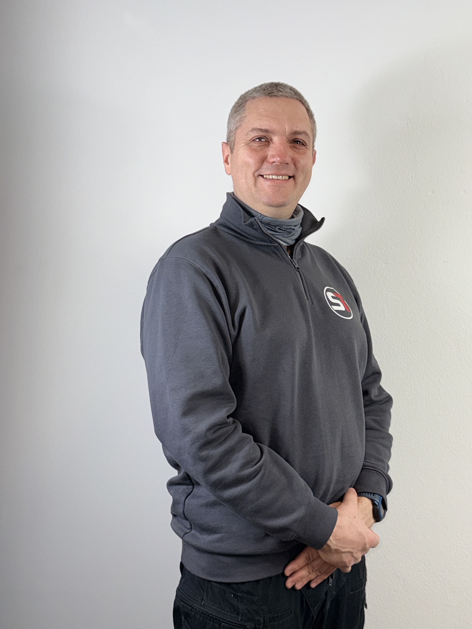 Frank Schubert von SCHUFRATEC GmbH – Fortbildung für Absturzsicherung, Erste Hilfe und Brandschutz