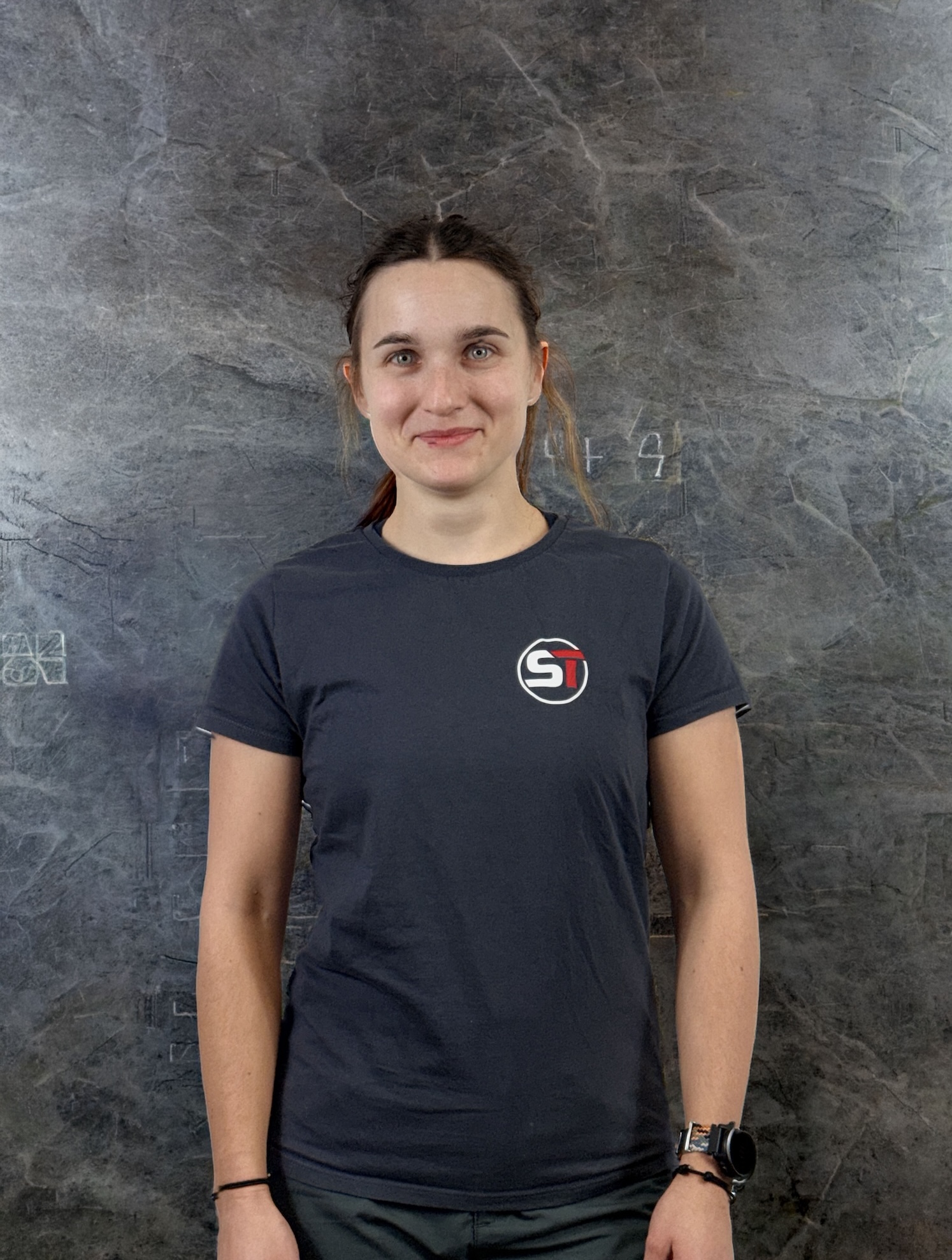 Theresa von SCHUFRATEC GmbH – Fortbildung für Absturzsicherung, Erste Hilfe und Brandschutz