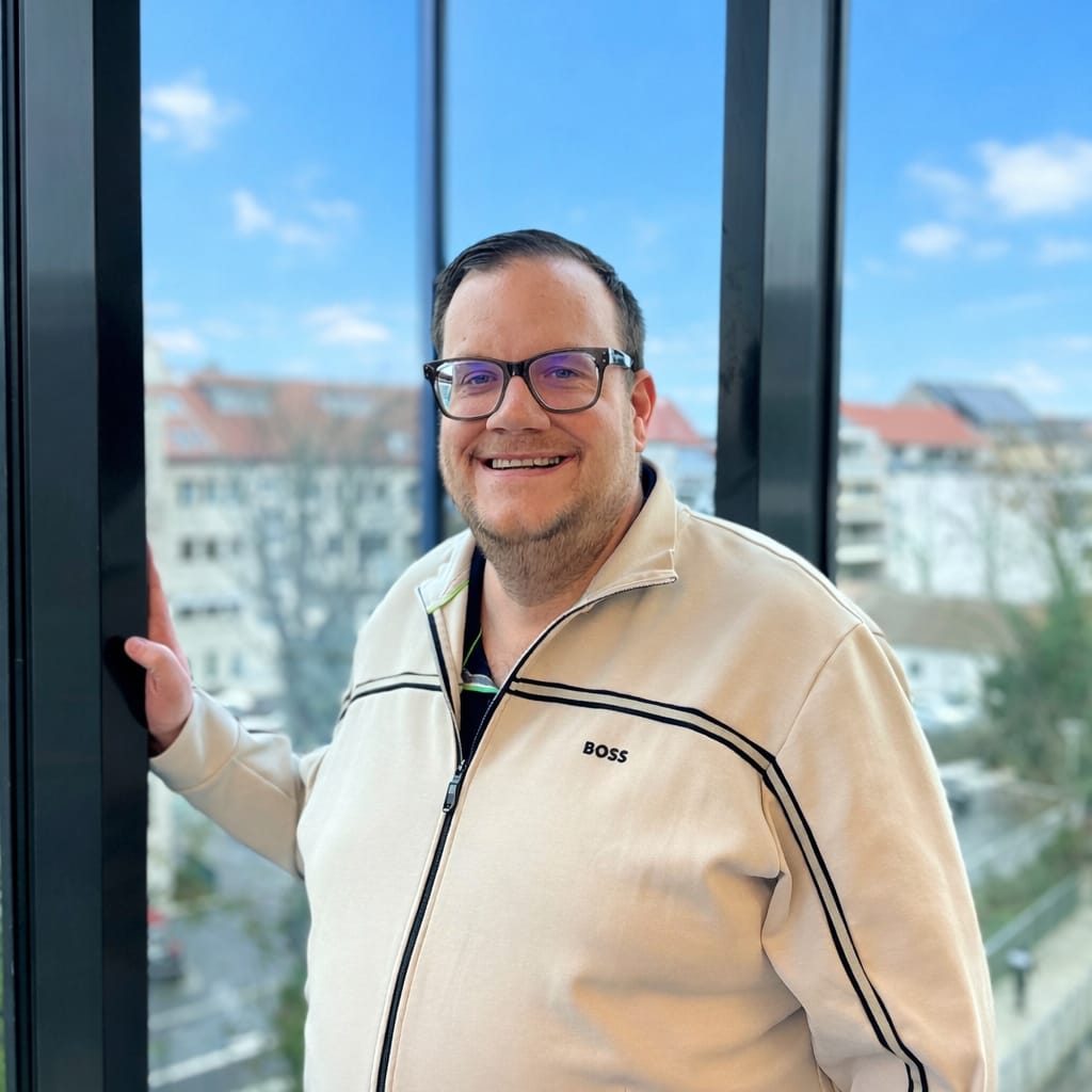 Portrait Teammitglied Platzhalterbild