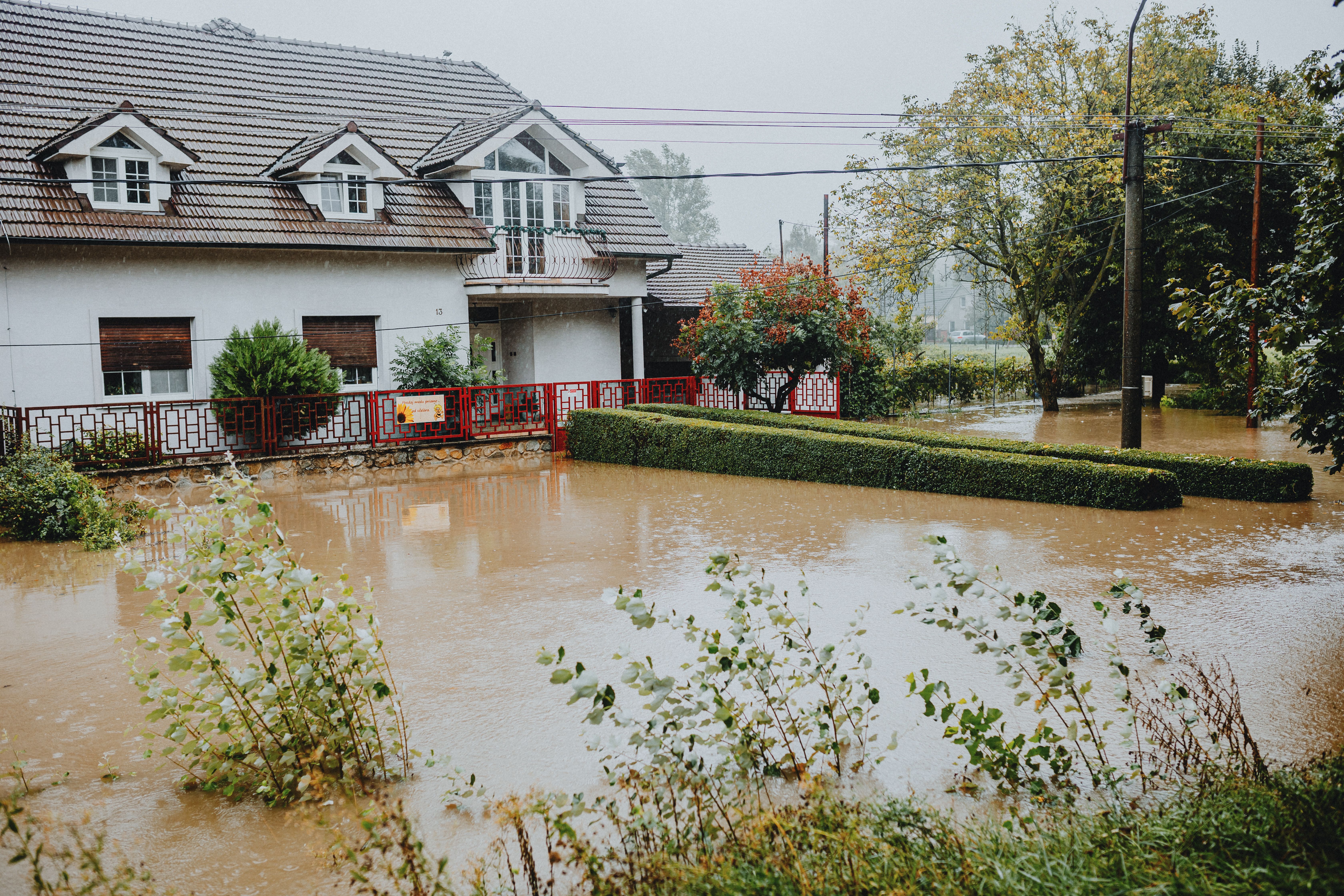 R5 Services water damage restoration support for an Austin Texas property