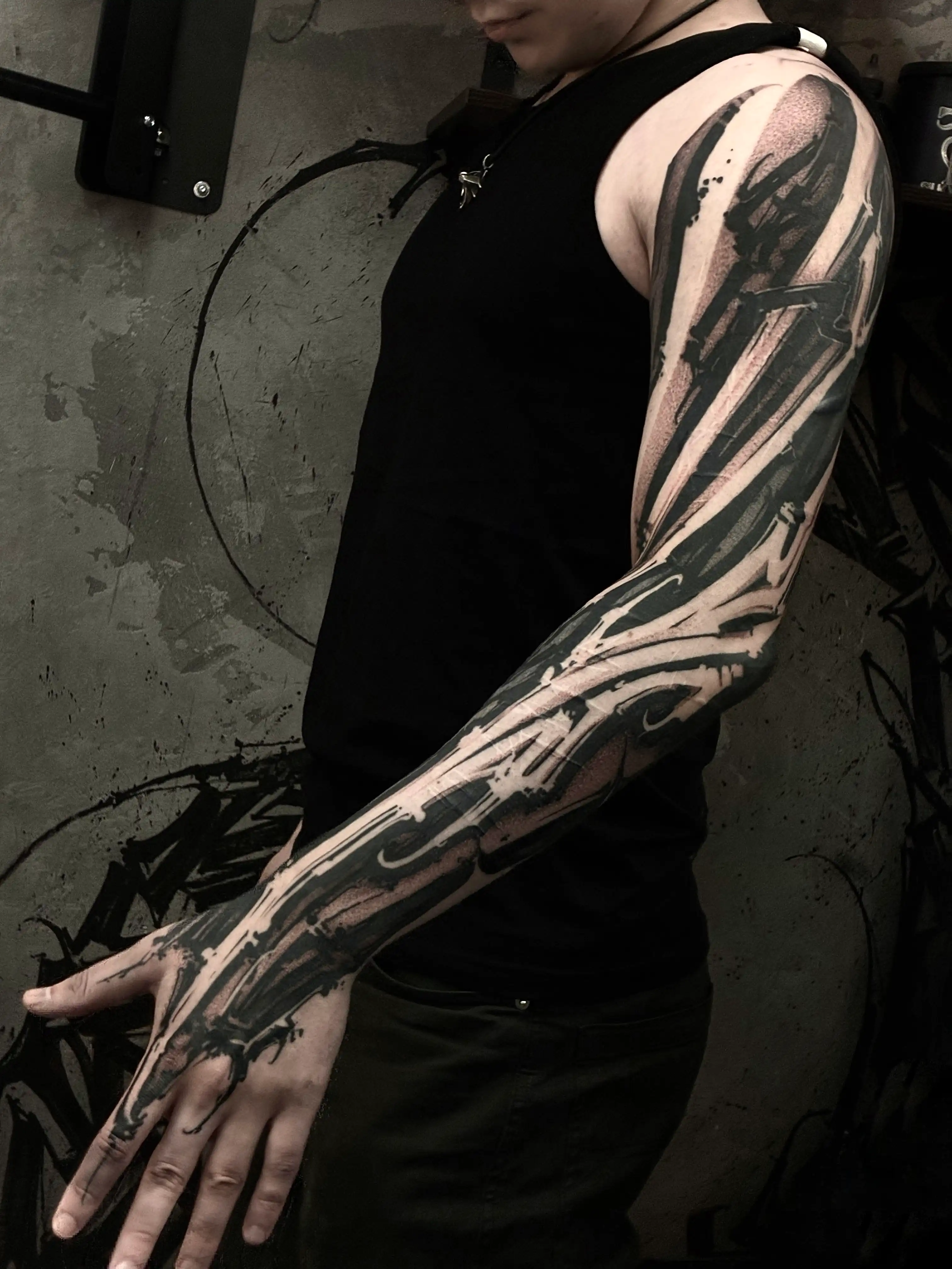 Black and Grey Tattoo bei BLACKLINE STUDIOS