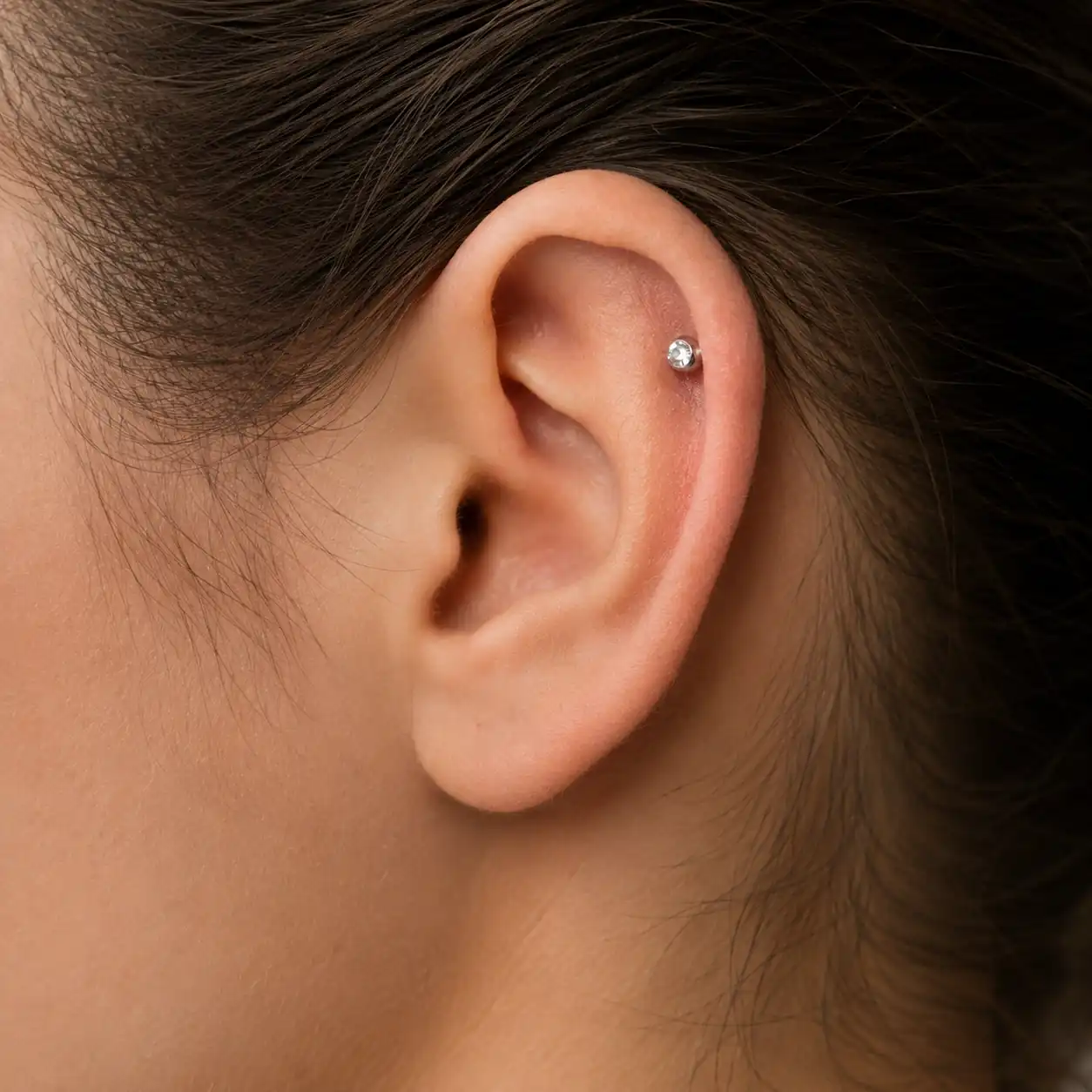 Ohrpiercing bei BLACKLINE STUDIOS