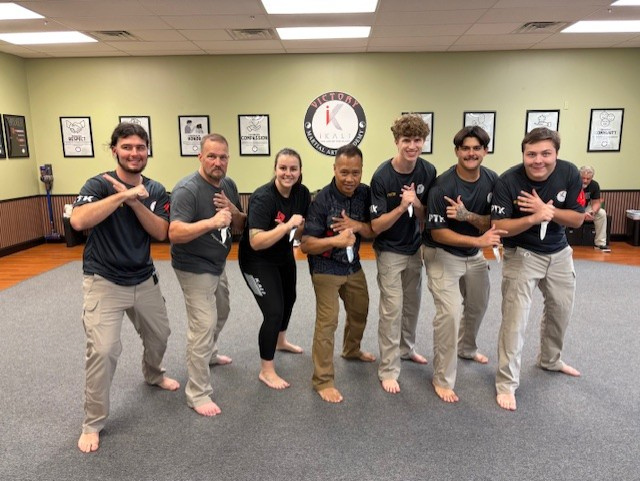 Victory instructors with Tuhon Apolo Ladra, founder of iKALI.
