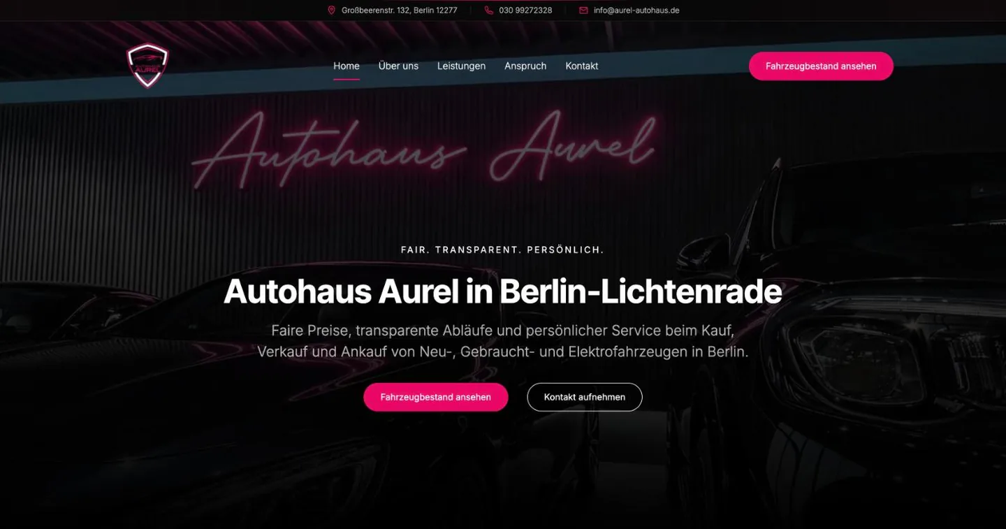 Startseite von Autohaus Aurel mit Logo und Neonschriftzug