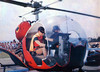 Batman und Robin (Adam West und Burt Ward) starten den Bat-Copter 