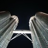 Die Petronas Towers bei Nacht