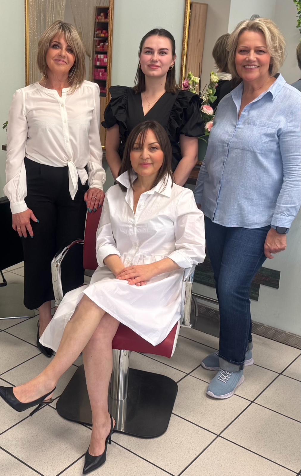 Das Team von Friseursalon Haar Ästhetik in Hamburg Schnelsen