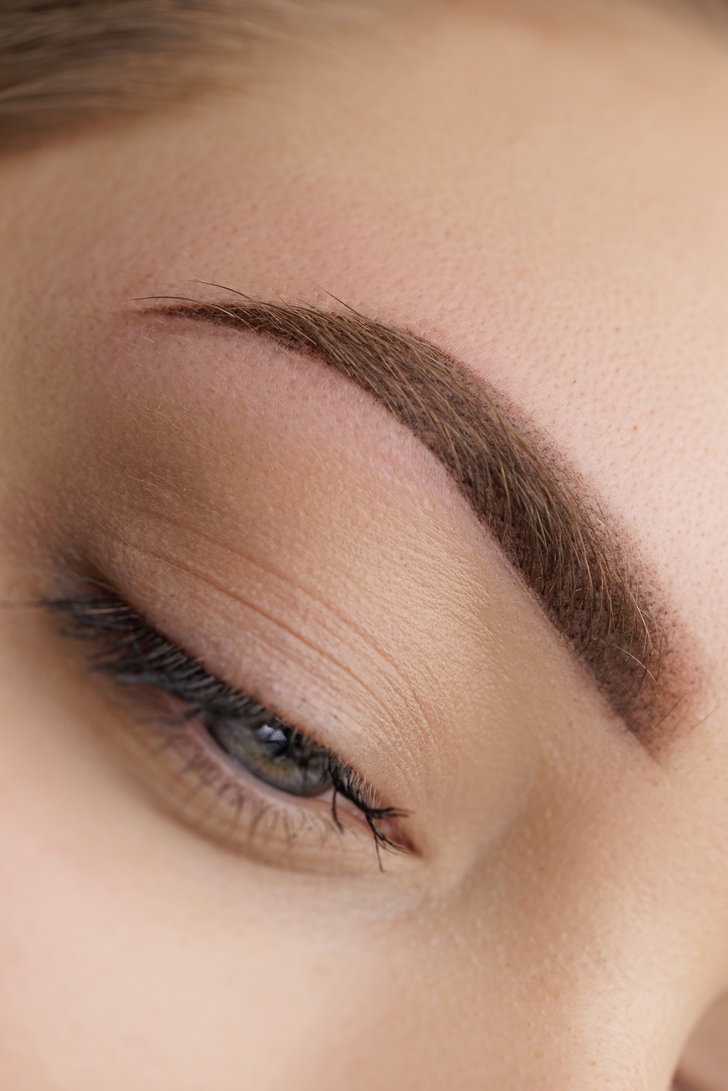 ​Augenbrauen Permanent Make-up München