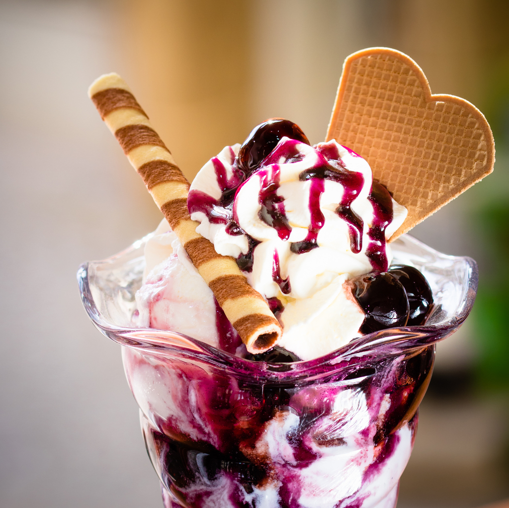 Amarena Becher