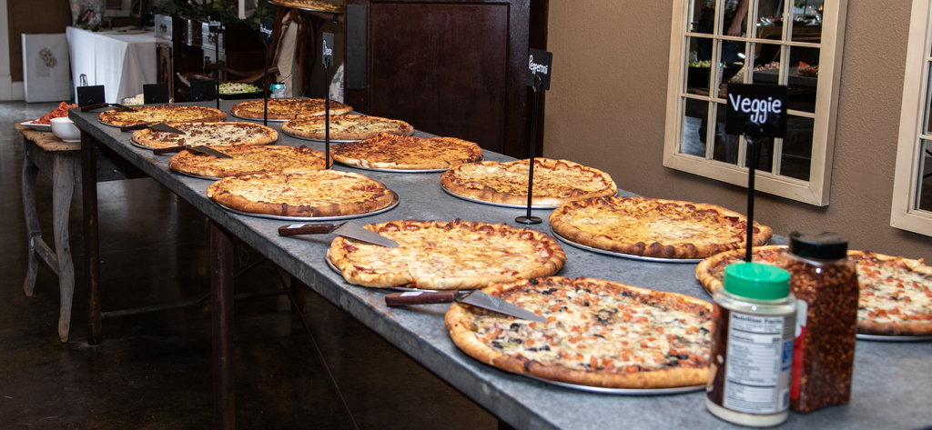 pizza layout at wedding