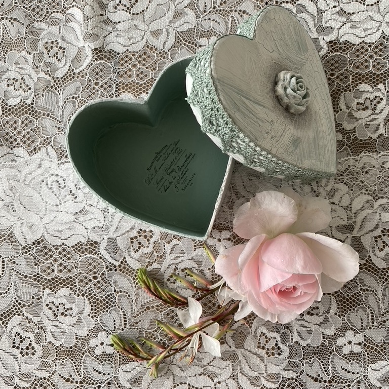 Memoryboxen - die Erinnerungsboxen in nostaligischer Buchform