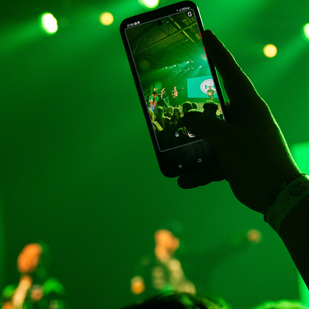 skyer over dønnamannen