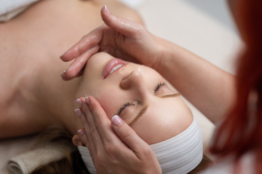 Microneedling  Microdermabrasion Singen