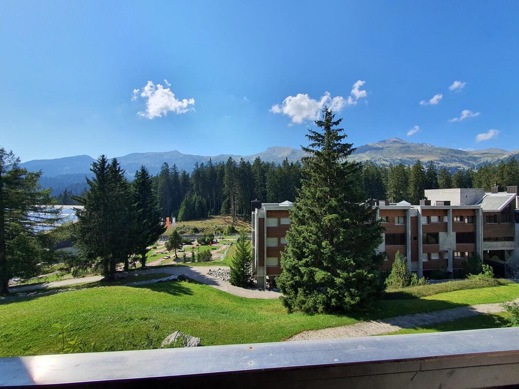 Gründung und Neuorganisation Curvér Immobilien und Treuhand AG