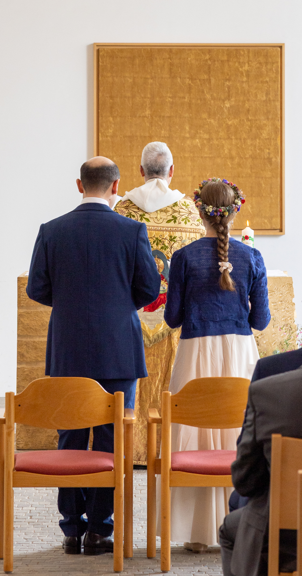 Brautpaar beim Traugottesdienst in der Kirche