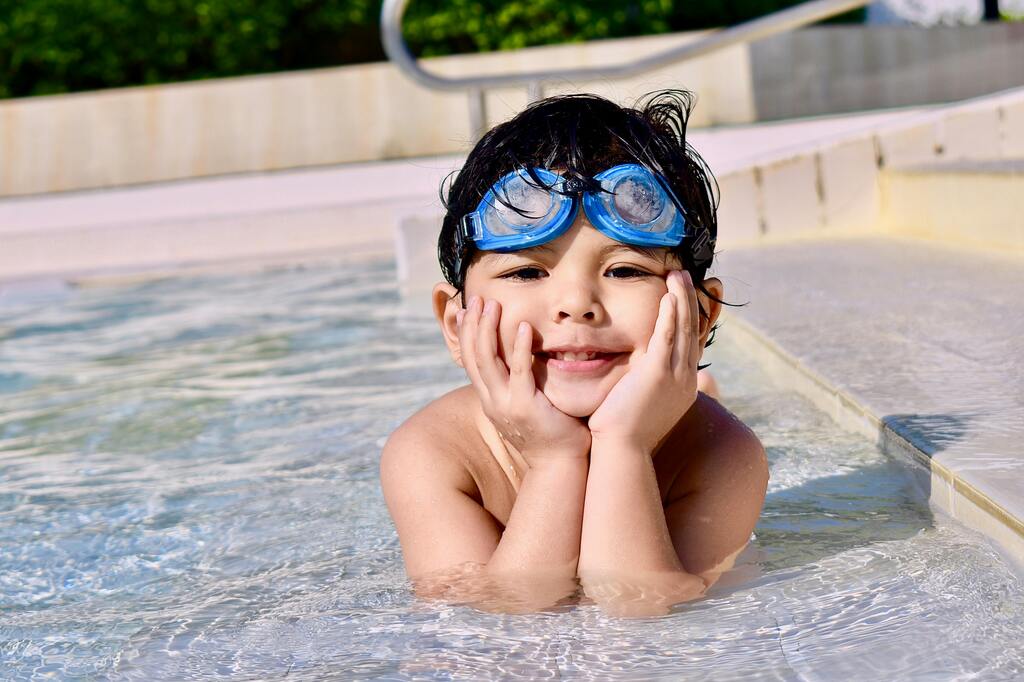 The best swim lessons in Parker County - Aledo, Weatherford, Brock.