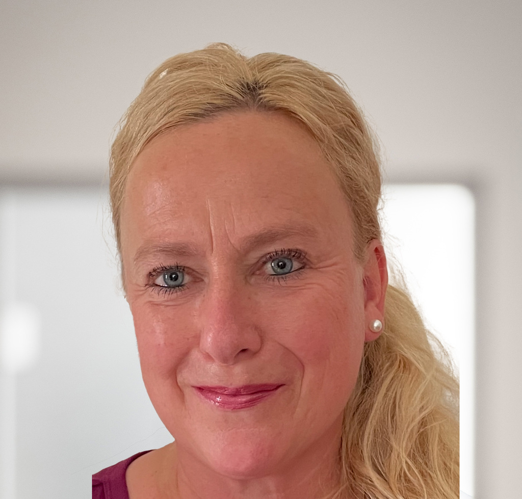 Frau O. Wedekind-Ripke