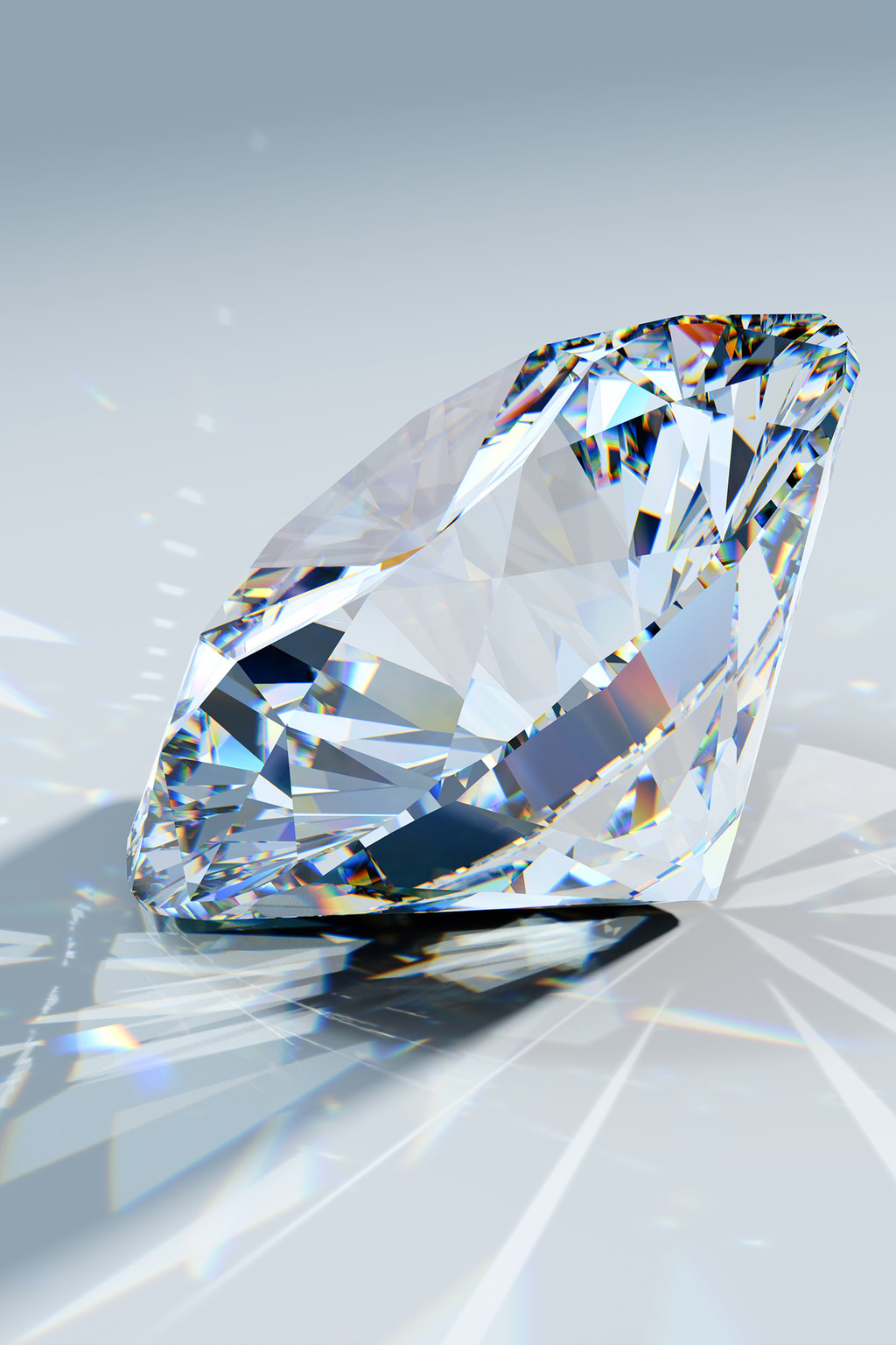 Ungeschliffener Diamant vor hellem Hintergund