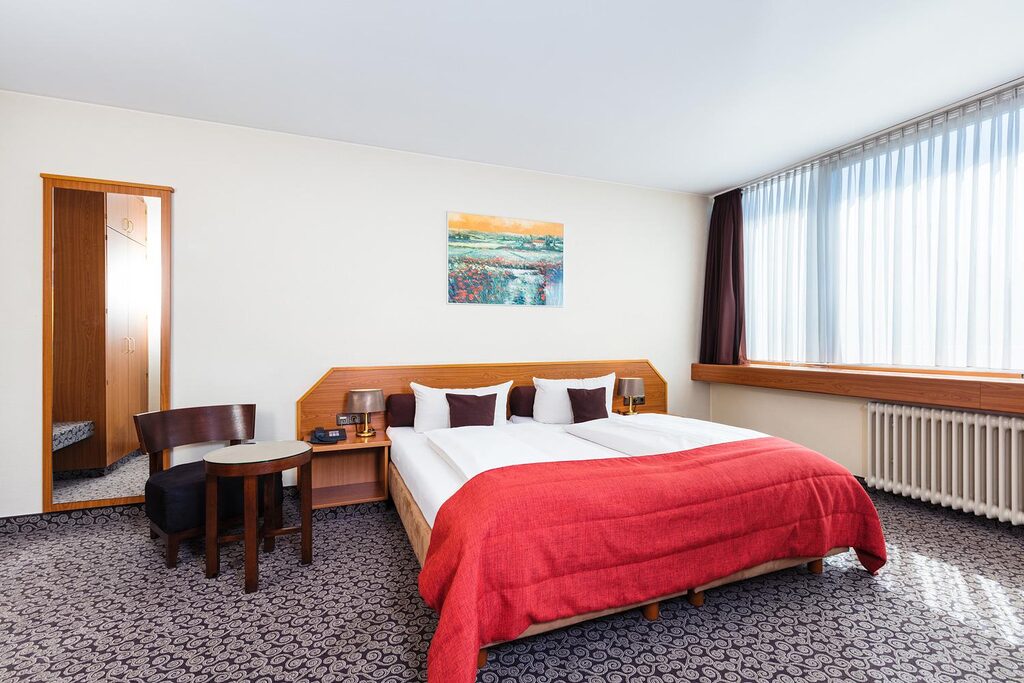 Standard Zimmer Astenkrone