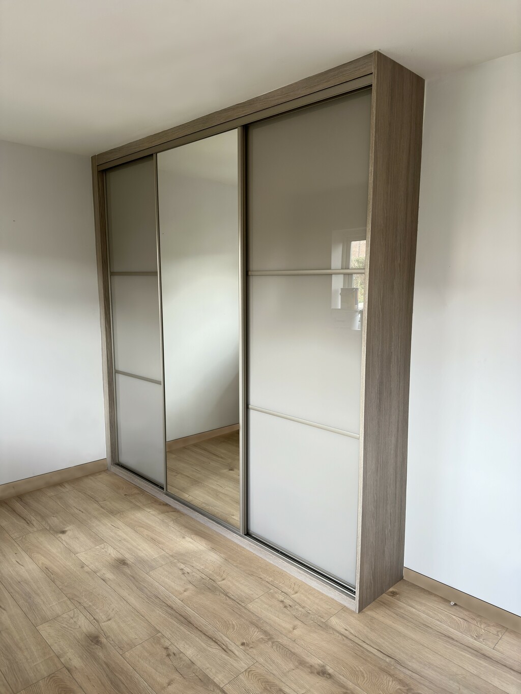 fitted wardrobes cardiff