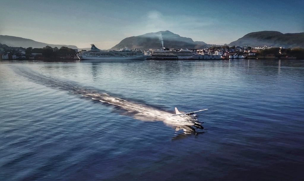 Seaplane training Bergen