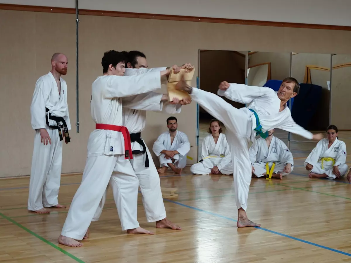 TaeKwonDo Bruchtest Daniel Mazur aus Jena in Sexten / Italien