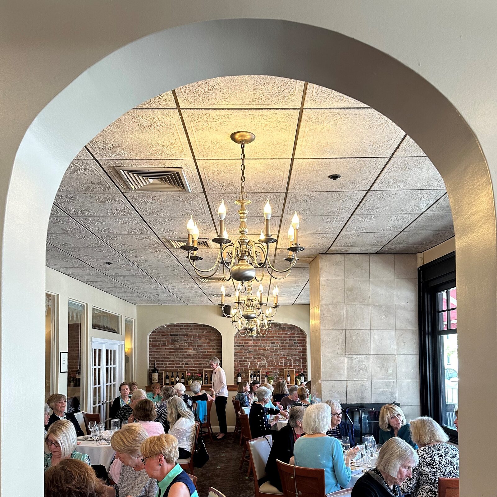 Albertos Restaurant Hyannis Ma - igug1fh