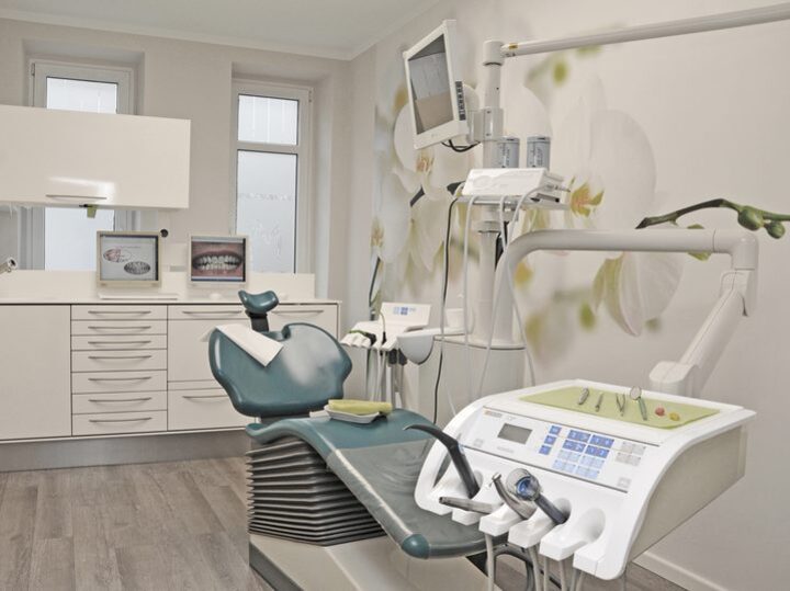 Zahnarzt Leipzig Leistungen Behandlungszimmer