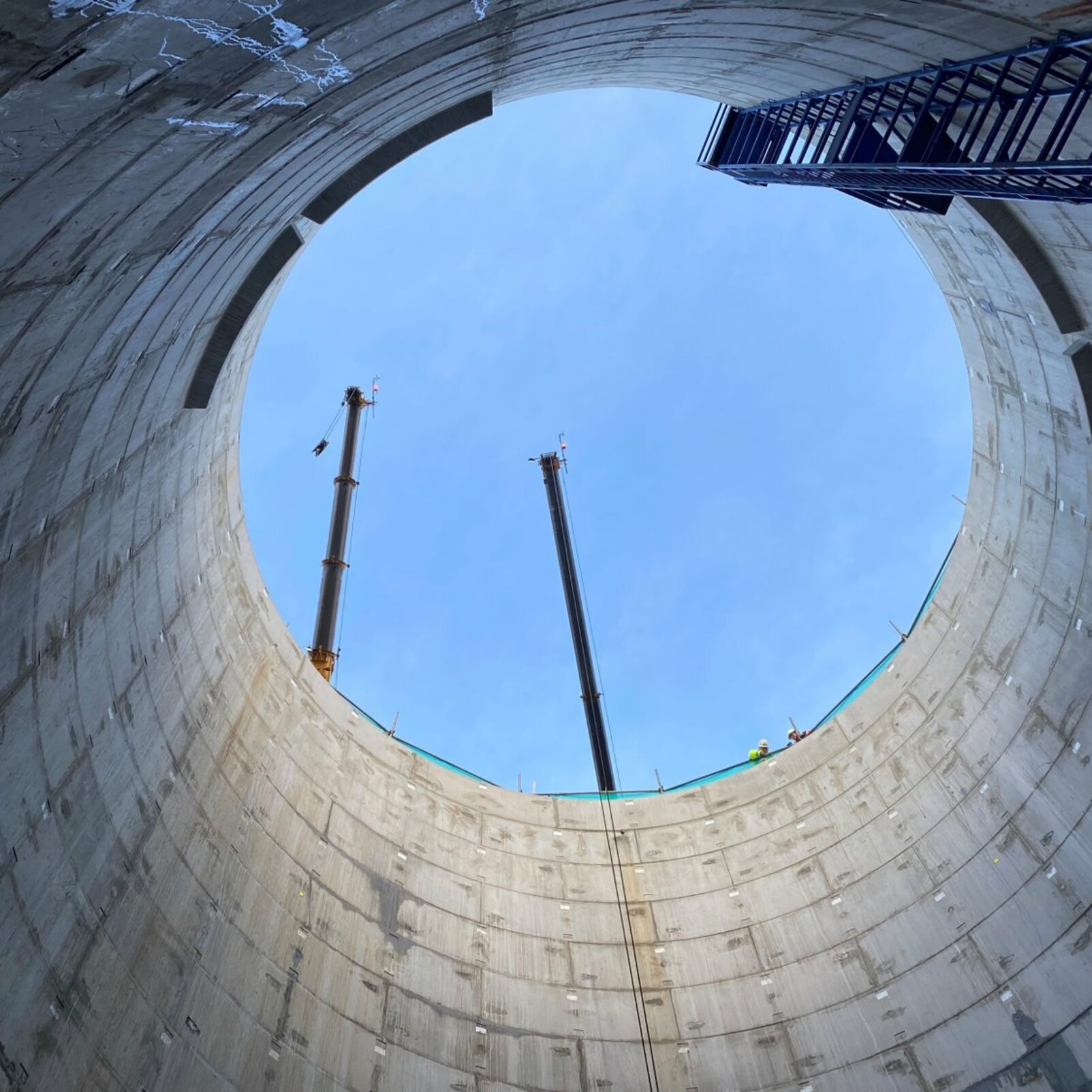 Our Plant Operatives are all competent and experienced dedicated operators of plant, ideally with a minimum of 3 years’ experience and will usually be working within the water industry. Preferably holding Blue CPCS or NPORs CSCS Route Competent Card. They must have a strong awareness and focus on Health and Safety whilst operating heavy machinery. Example duties include responsibility for excavations, grading, lifting, installing & removing shoring.  