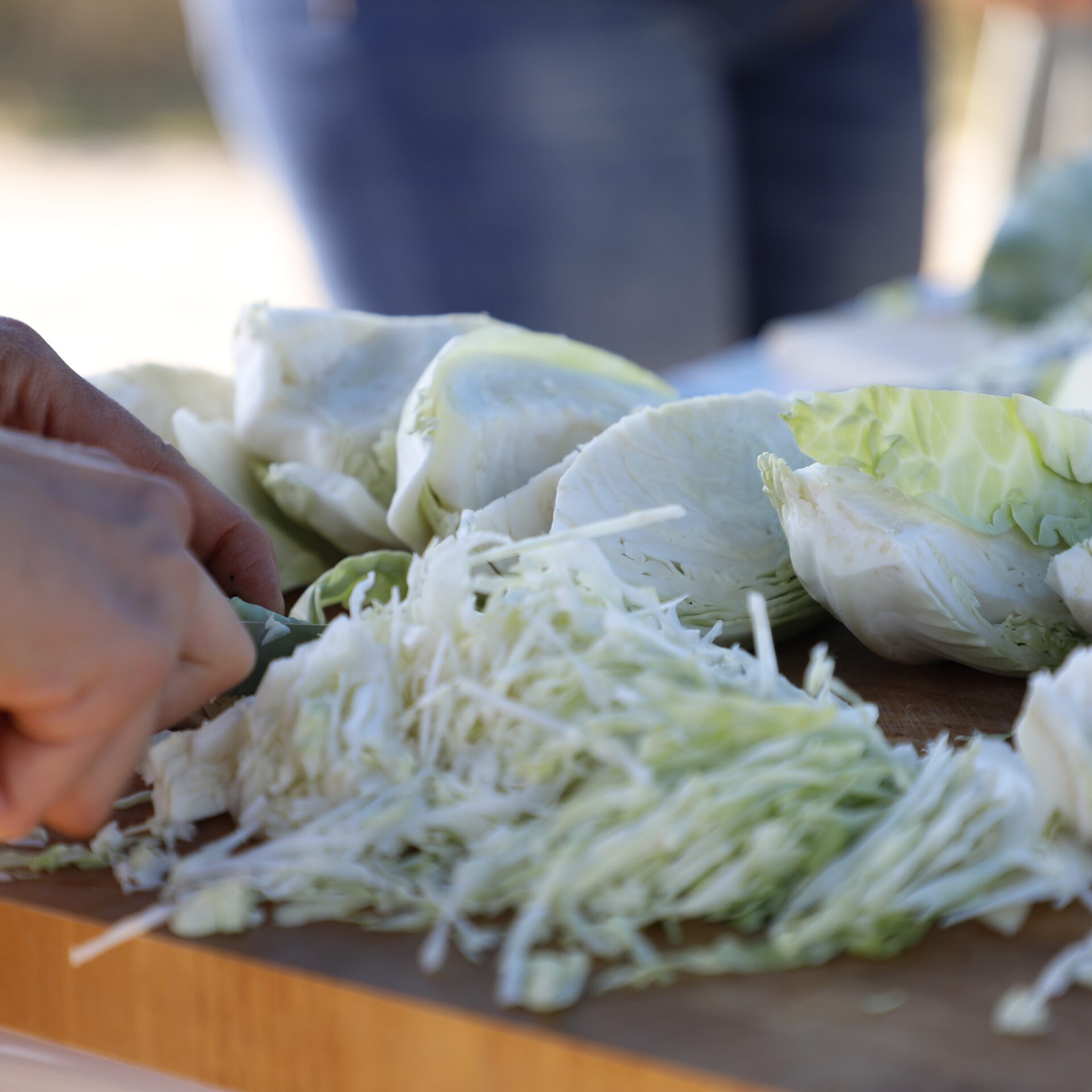Weißkohl am schnippeln