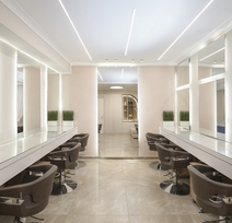  MK Beauty School