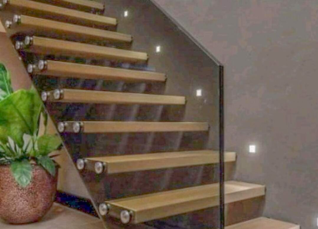 darken railing glass - tempered glass