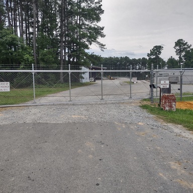 Aluminum Cantilever Gate and Operator 