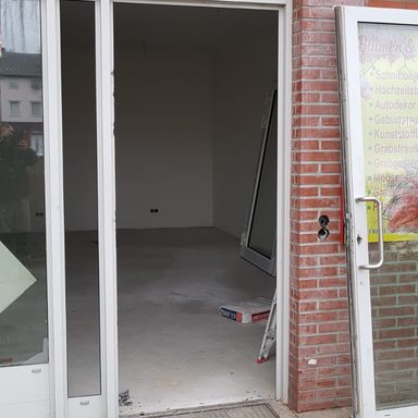 Brunsbütteler Damm, Alu - Tür