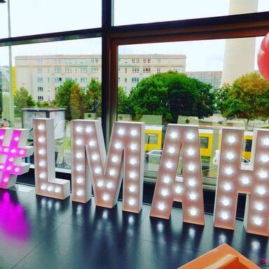 Eventdekoration Leuchtbuchstaben 