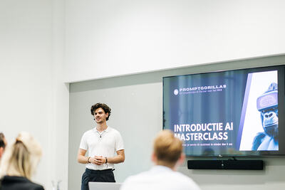 PromptGorillas Lars van Gils