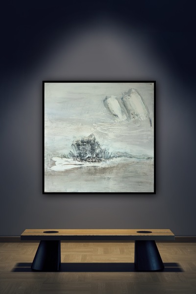 'Die Herde' 2025 
Serie: Asche und Licht
100 x 100 cm  für 2.900 Euro (ohne Licht) inkl. Schattenfugenrahmen