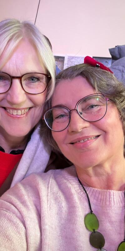 Danke an Anneliese, die mich dieses Jahr 2x  auf einer Ausstellung besucht hat und Asche vorbeigebracht hat