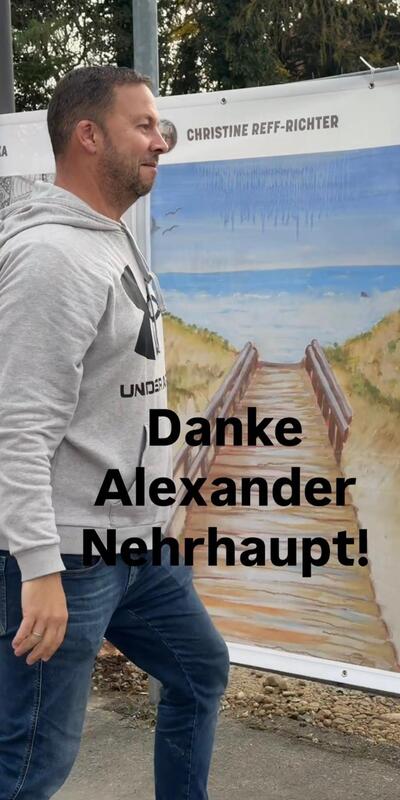 Danke an Alex für die geniale Idee Kunst auf den Bauzaun zu bringen!