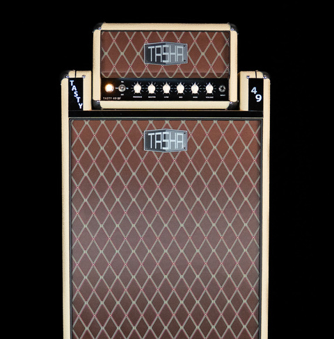 Tasty 49 BF Full Stack – Frontansicht mit 2×12 Box und Topteil