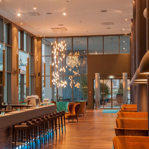 Motel One Dresden am Zwinger
Motel One Germany Betriebs GmbH
Quelle: Motel One GmbH/Inken Mende