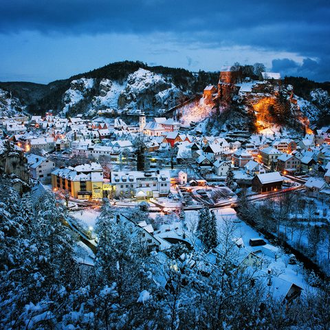 Fränkische Schweiz, Pottenstein
Pottenstein © TZ Fränkische Schweiz/Florian Trykowski Quelle: Tourismusverband Franken e.V.