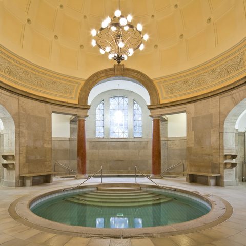 Müller`sche Volksbad - Wöärmebecken  Quelle: SWM/Robert Goetzfried 