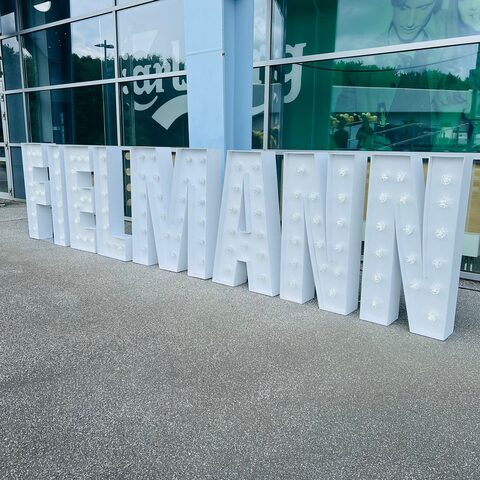 Eventdekoration Leuchtbuchstaben Fielmann