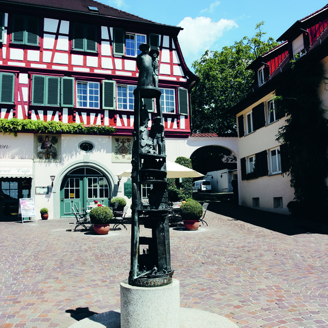 Schneeballensäule: ©
Tourist-Information Hagnau am Bodensee