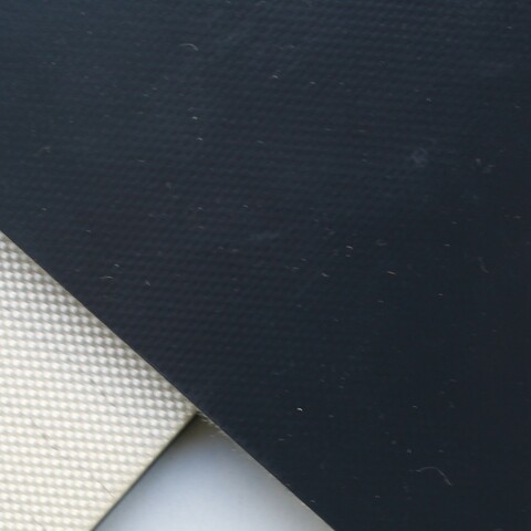 Transportband PVC
anthrazit 4,8 mm
Transportseite: glatt
Laufseite: Gewebe