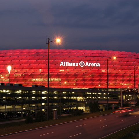 Allianz Arena am Abend © München Tourismus, Markus Dlouhy